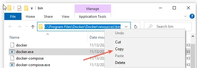 在资源管理器中复制 docker 位置